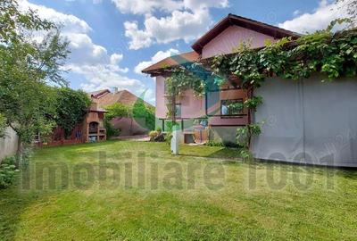 Casă cu 6 camere cu Teren 308 Mp în Central