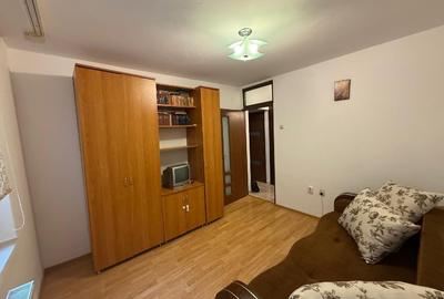 3 camere decomandat - Panselelor - Metrou Aparatorii Patriei - 12