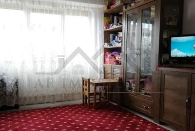 Apartament cu 2 camere decomandat în Albești