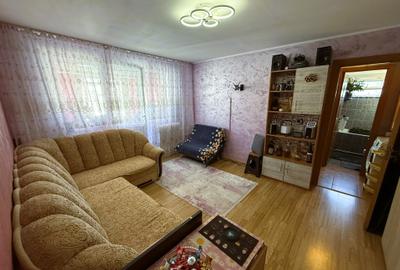 Apart 2 camere, amenajat, mobilat+utilat - 1