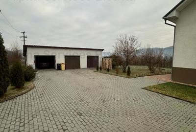 Casa de vanzare la DN 17 spre Crainimat - 2