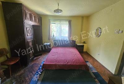 Casă cu 4 camere cu Teren 3715 Mp în Bănicești - 19