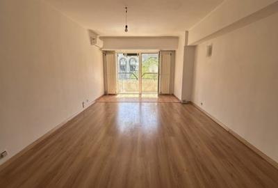 Apartament cu 4 camere decomandat în Decebal - 1