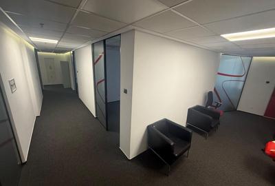 Birou, de 240 mp, în P-ța Victoriei - 2