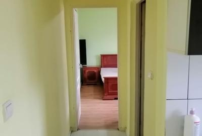 Vând apartament 3 camere - 2