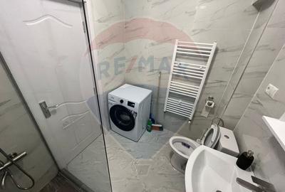 DE INCHIRIAT - zona Casa Crisan - 4