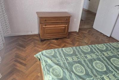 Apartament cu 2 camere decomandat în 22 Decembrie - 5