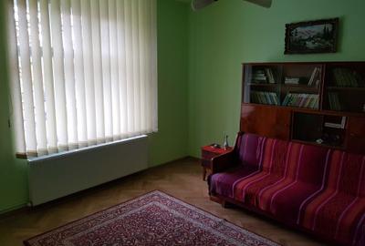 Apartament cu 2 camere decomandat în Central - 2