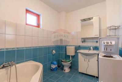 Casă cu 2 camere cu Teren 3301 Mp în Jucu - 3