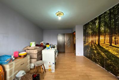 Garsonieră decomandată în Titan - 2