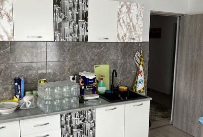 Casă cu 4 camere în Central - 2