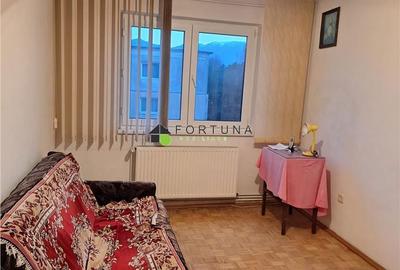 Apartament cu 2 camere semidecomandat în Florilor - 3