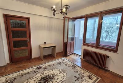 Apartament cu 2 camere - piata Romana - 2