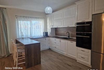 Casă cu 2 camere cu Teren 350 Mp în Dumbrăvița