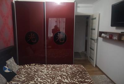 Apartament cu 2 camere decomandat în Micro 17 - 3