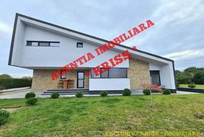 VILA DEOSEBITA De Lux Pite?ti Stradala 250 Mp. Utili Teren 1400 Mp. - 9