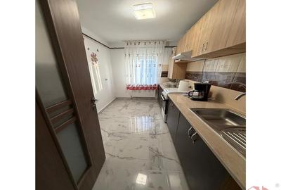 Apartament cu 3 camere decomandat, mobilat în Central - 5