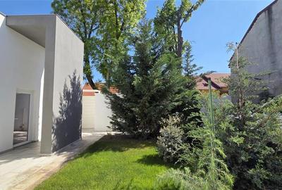 Casă individuală cu 4 camere cu Canalizare în Fabric - 2