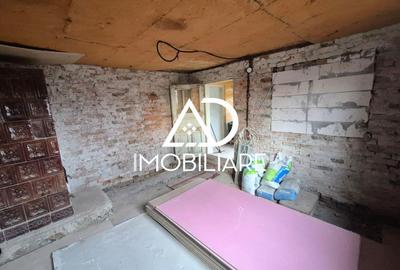 Casă cu 4 camere cu Teren 1748 Mp în Cernișoara - 5