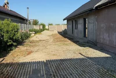 Casa si spatiu comercial - 1