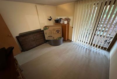 Casă / Vilă cu 6 camere în zona  Calea Aradului - 27