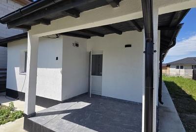 Casă cu 3 camere în Piscani - 4