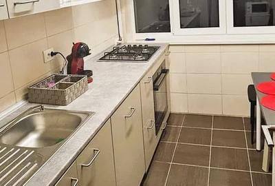 Apartament cu 3 camere semidecomandat, mobilat în Grivița - 3