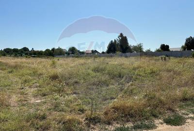 Teren de 2332 mp, în Periferie - 2