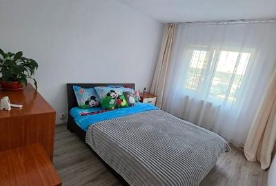 Apartament cu 4 camere decomandat în Central - 3