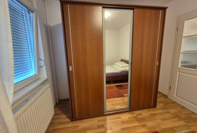 Situat Utracentral-aproape de tot ce conteaza! ambient si primitor - 7