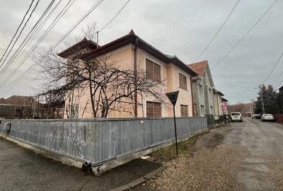 Casă cu 5 camere cu Teren 430 Mp în Central - 4