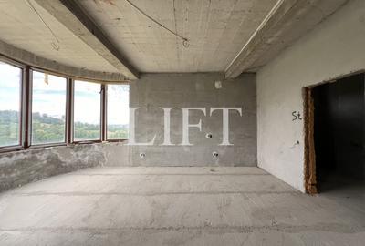 Casă individuală cu 8 camere cu Teren 2308 Mp în Sohodol - 7