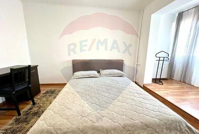 De închiriat apartament cu 3 camere, în zona Dacia - 6