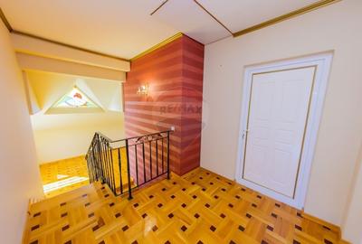 Casă cu 7 camere cu Teren 1000 Mp în Exterior Sud - 16