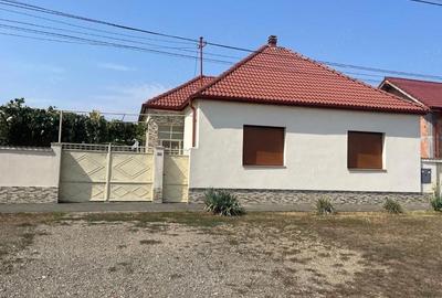 Casă cu Teren 719 Mp în Central - 4