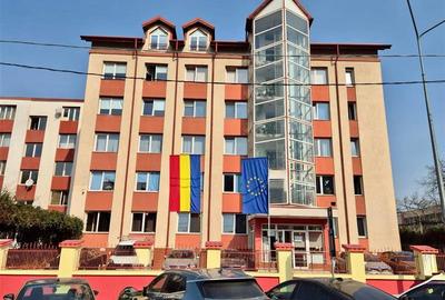 Birou, de 25 mp, în Regie - 1