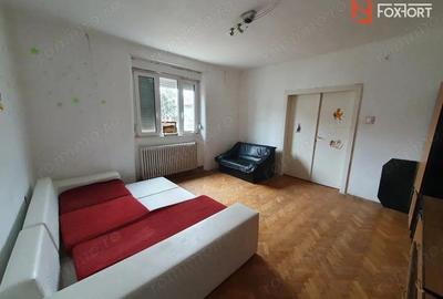 Casa individuala cu 6 camere, garaj si teren de 500 mp - zona Sagului - 1