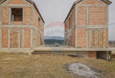 Casă cu 7 camere cu Canalizare în Crizbav - 8