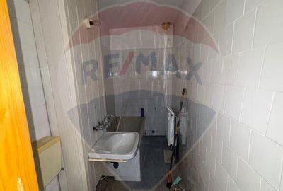 Apartament la etajul 1 pe str. Mitropolit Varlaam - 3
