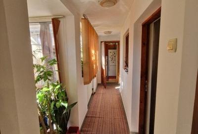 Casa cu 3 camere - Margeanului - 3