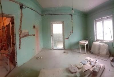 Vand aparrament 3 camere in casa cu 4 apartamente - 10