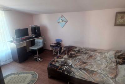 Casă cu 4 camere în Cazasu - 3
