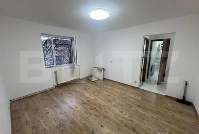 Apartament cu 2 camere decomandat în Micro 14 - 2
