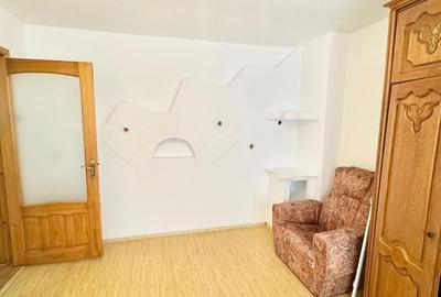 Apartament cu 3 camere în Uiești - 5