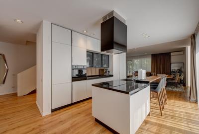 Duplex cu 5 camere cu Canalizare în Iancu Nicolae - 4