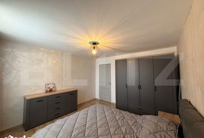 Apartament cu 4 camere în Craiovița Nouă - 1