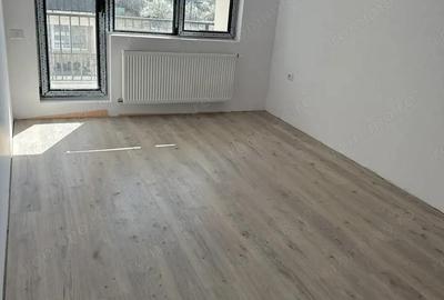 Apartament cu 2 camere decomandat în Metalurgiei