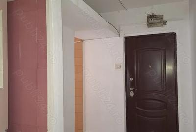 Apartament de vanzare - 3