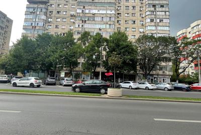 Vanzare spatiu stradal – 200 mp utili, recuperare in 11.5 ani - 1