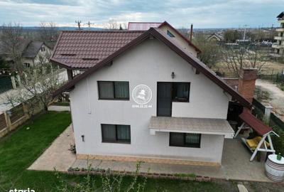 Casă cu 6 camere cu Teren 500 Mp în Rediu - 1